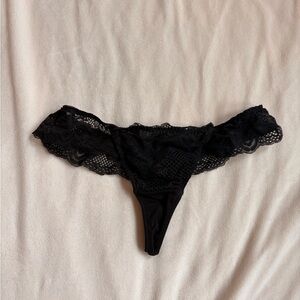 Elegant Black Ruffle Lace Thong